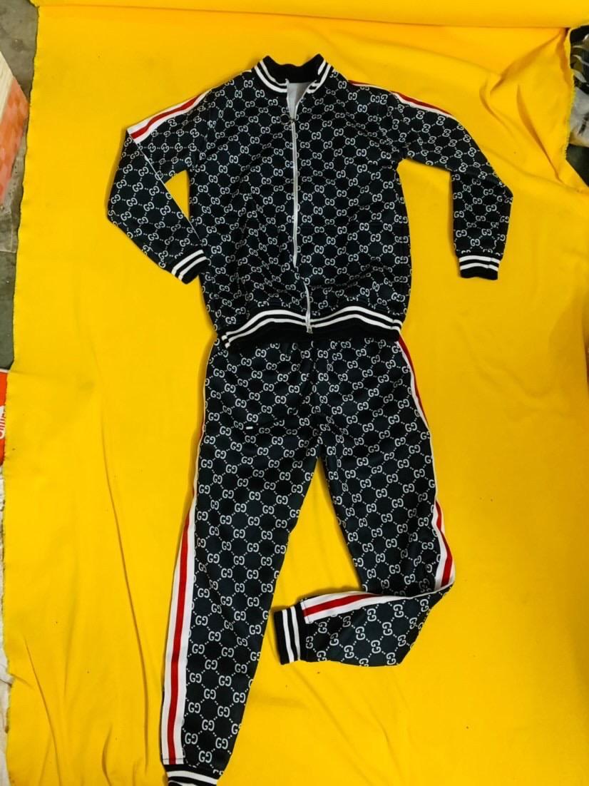 Men gucci sweat suits deals