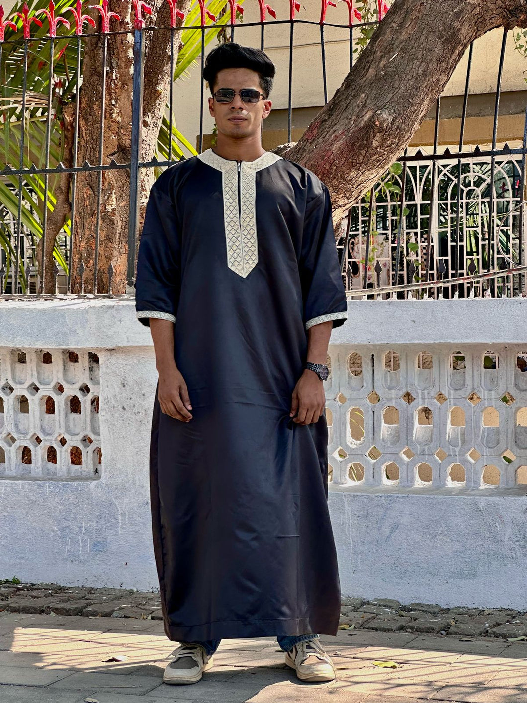 Black Omani Thobes