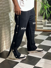 Load image into Gallery viewer, Hollywood Hideout Relax Fit Pant
